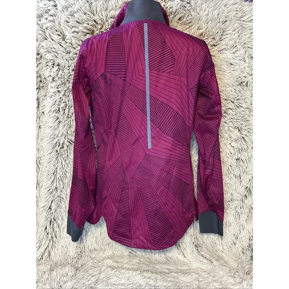 Brooks Run Happy Drift Shell Jacket Size Small Reflective Windbreaker‎ 220971 - Picture 5 of 12